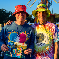 30 years of Photo-in-a-Photo at Dead Shows